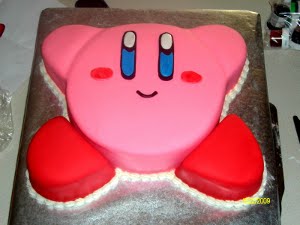 Bolo de aniversário no formato do Kirby